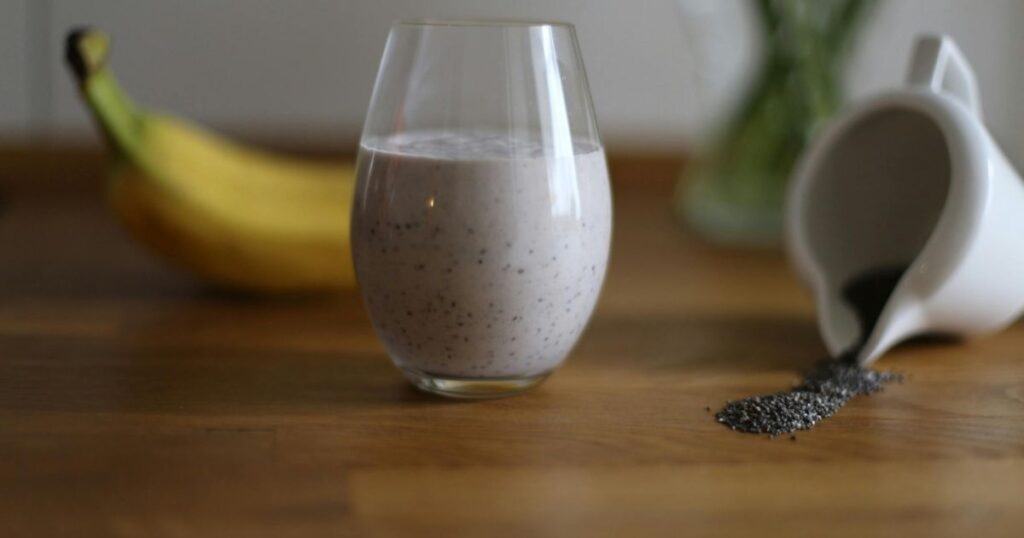 Banana cinnamon drink
