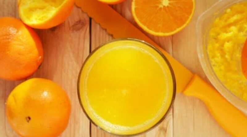 guide on making orange juice without a juicer.